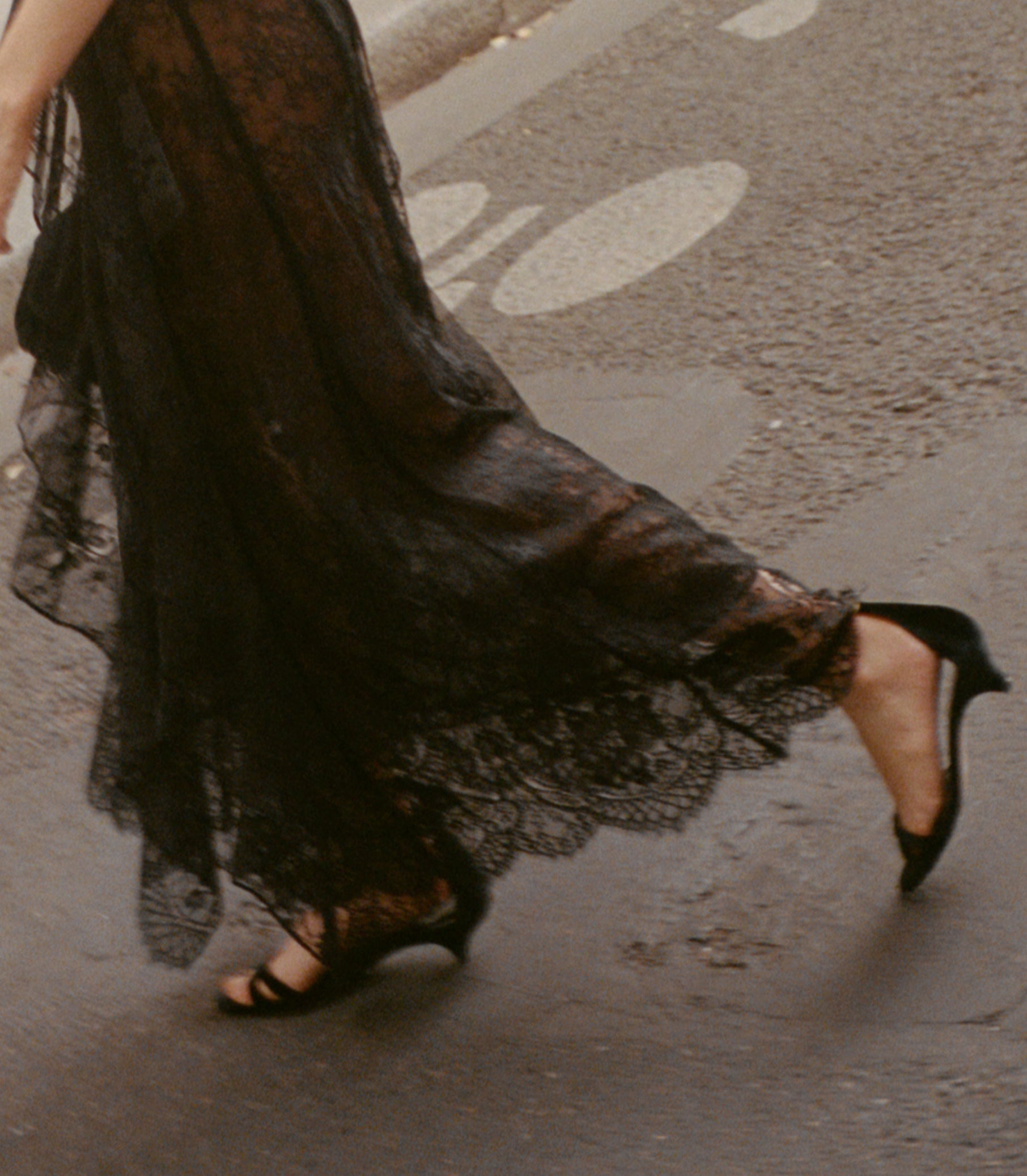 GIULIA HEEL -- BLACK VELVET